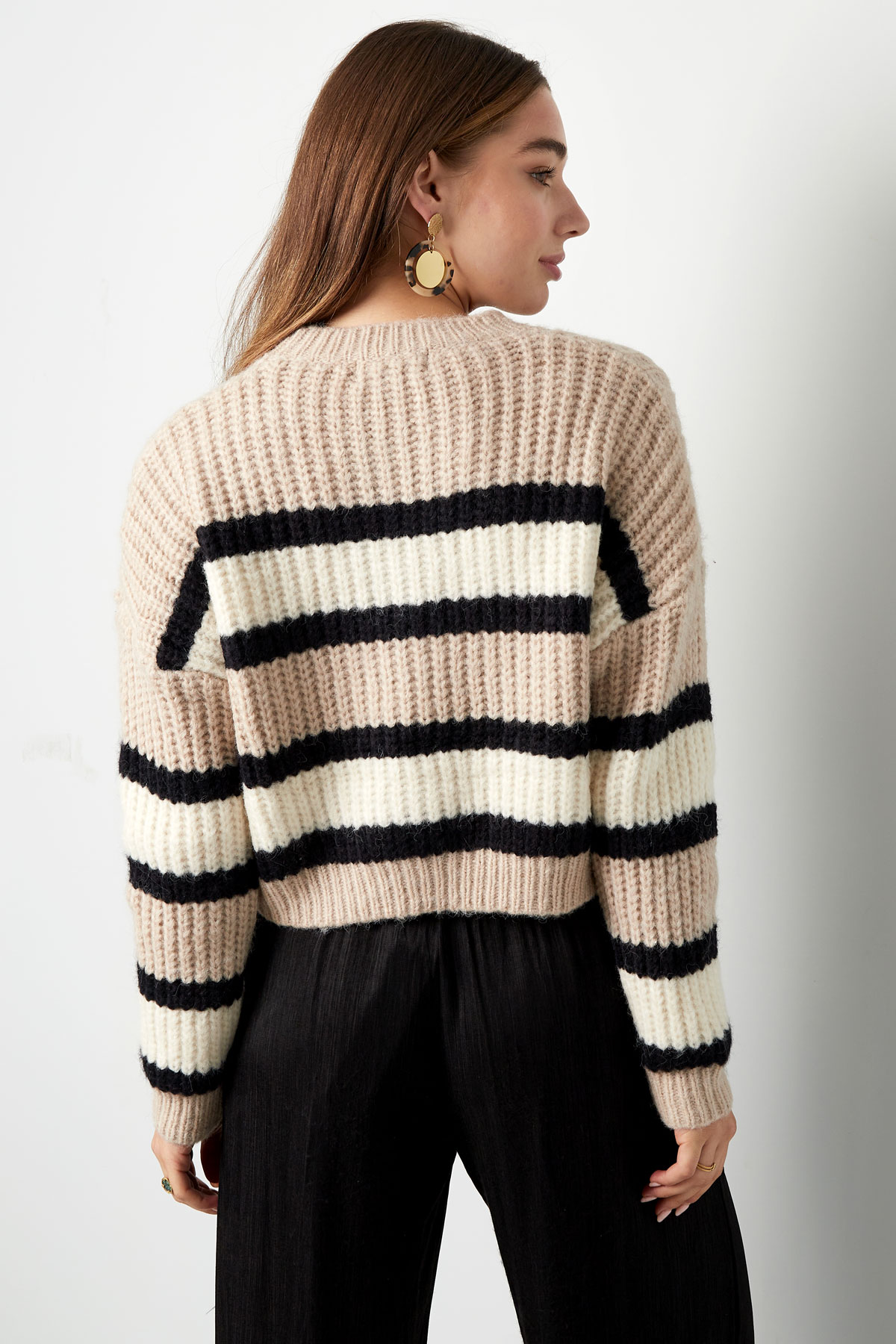 Knitted three-color sweater with stripe - purple Picture12